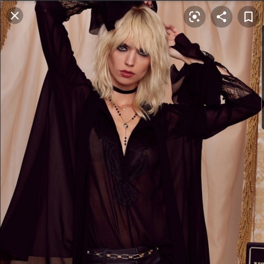 COPY - EUC Courtney love x nasty gal palladium blouse lg